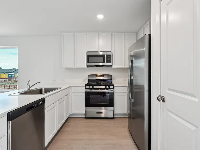 7402 Brownleaf Dr — Photo 7