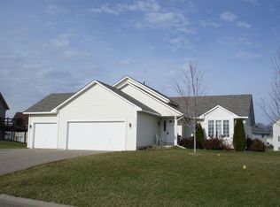 10386 Oakridge Pl, Elko New Market, MN 55020