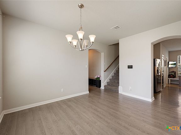 5th image of 3611 Loma Gaile Ln