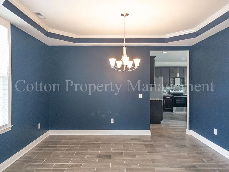 7445 Darius Dr — Photo 14
