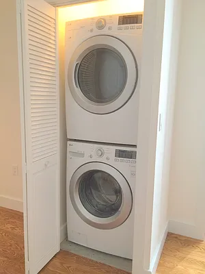 Rented by Uptown Flats LLC | media 25