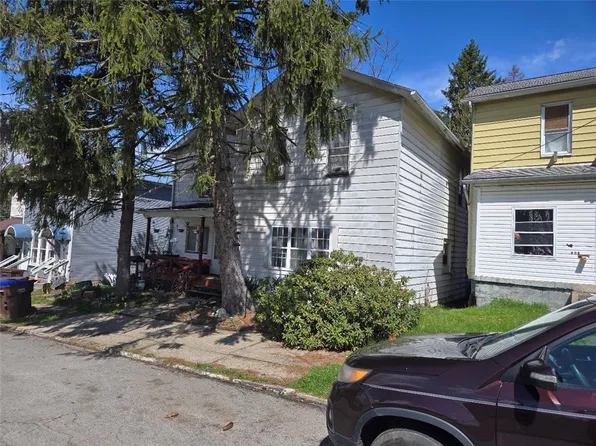 501 Fullerton Pl, Sharon, PA 16146