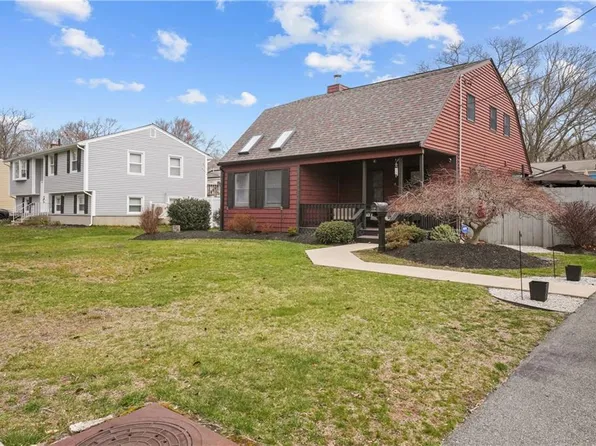 112 Winifred Ave, Warwick, RI 02889
