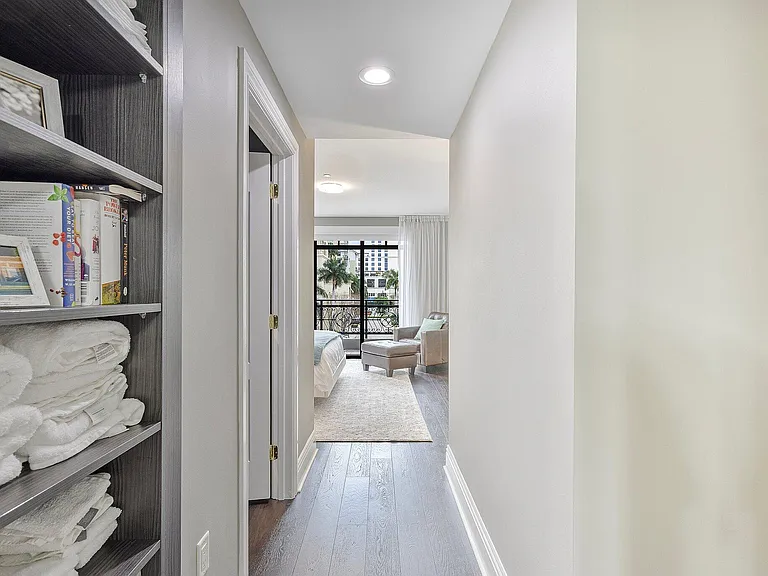200 E Palmetto Park Rd #10 — Photo 23