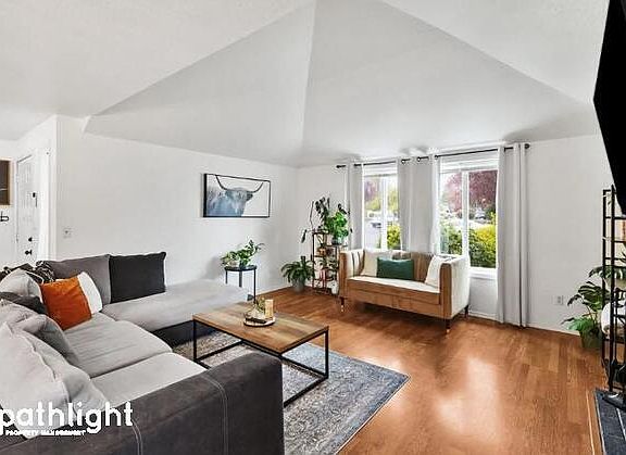 3rd image of 6005 SE 58th Ave