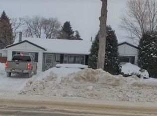 1122 University Ave, Williston, ND 58801