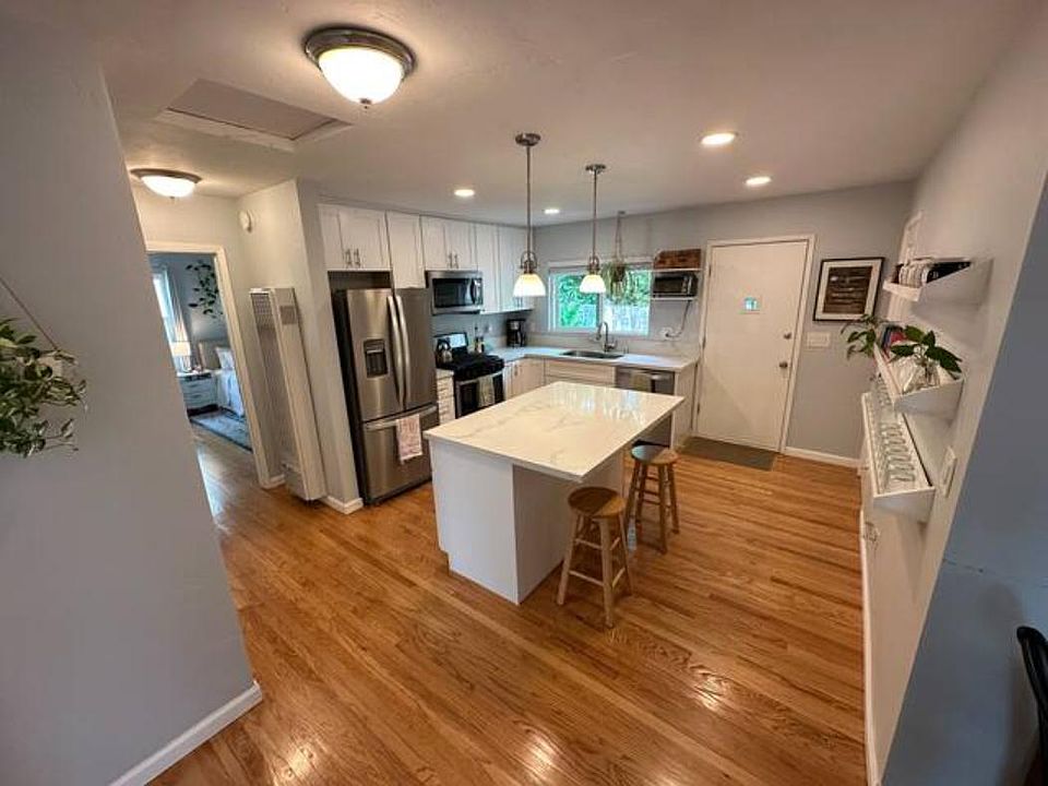 1st image of 3120 Island Ave