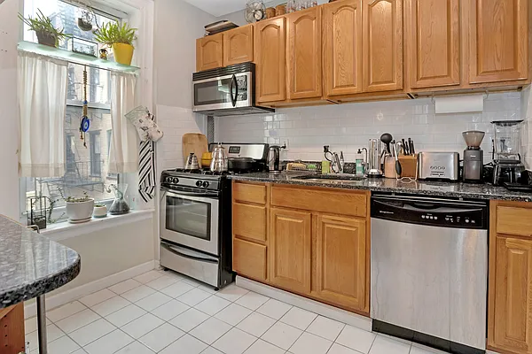 Sold by Corcoran | media 2