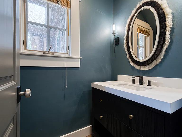 8450 Lahontan Dr — Photo 31