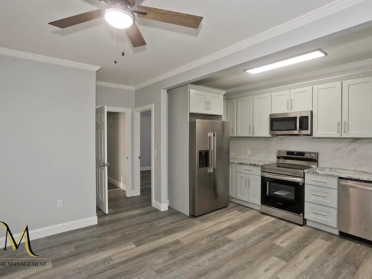 28 Union St #2 — Photo 4