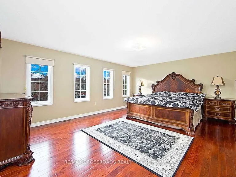 7 McAlpine Ave — Photo 10