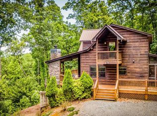 370 Enchanting Cir, Morganton, GA 30560