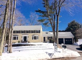 4 Tally Ho Ln, Andover, MA 01810