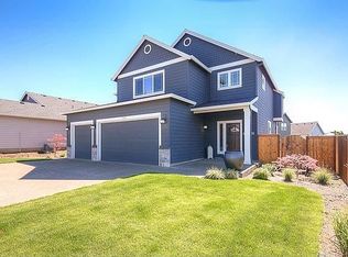 1275 NE Gardiner Dr, Estacada, OR 97023