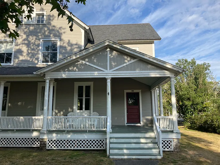 Front view of 561 Russell Drive