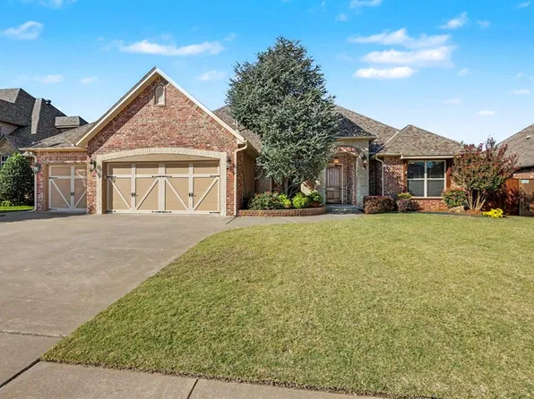 2237 Waterford Ln, Yukon, OK 73099