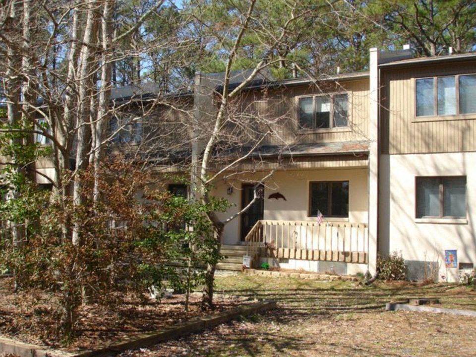 1st image of 782C Salt Pond Cir