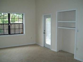 3rd image of 381 City View Dr