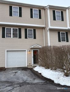396 Main Street APT 2, Wallingford, CT, 06492