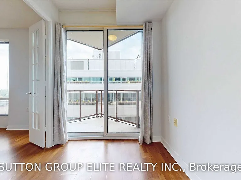 85 Bloor St E #1907 — Photo 12