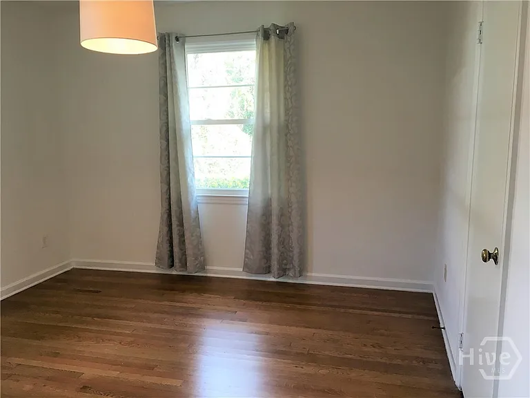 130 Andover Dr — Photo 11