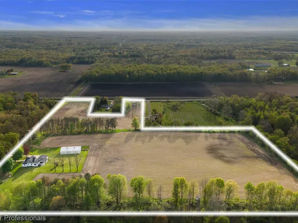 2591 E Norway Lake Rd, Lapeer, MI 48446