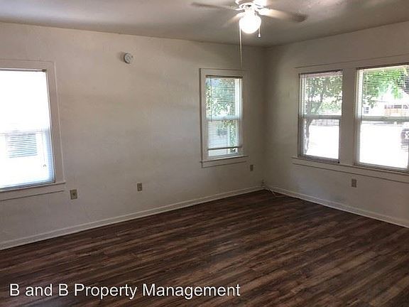 4th image of 151 S Lincoln St #7408036