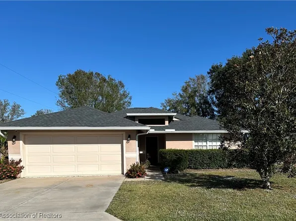 2940 Fairway Ln, Bowling Green, FL 33834