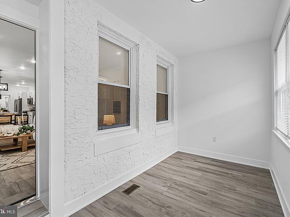 2nd image of 4913 Chancellor St