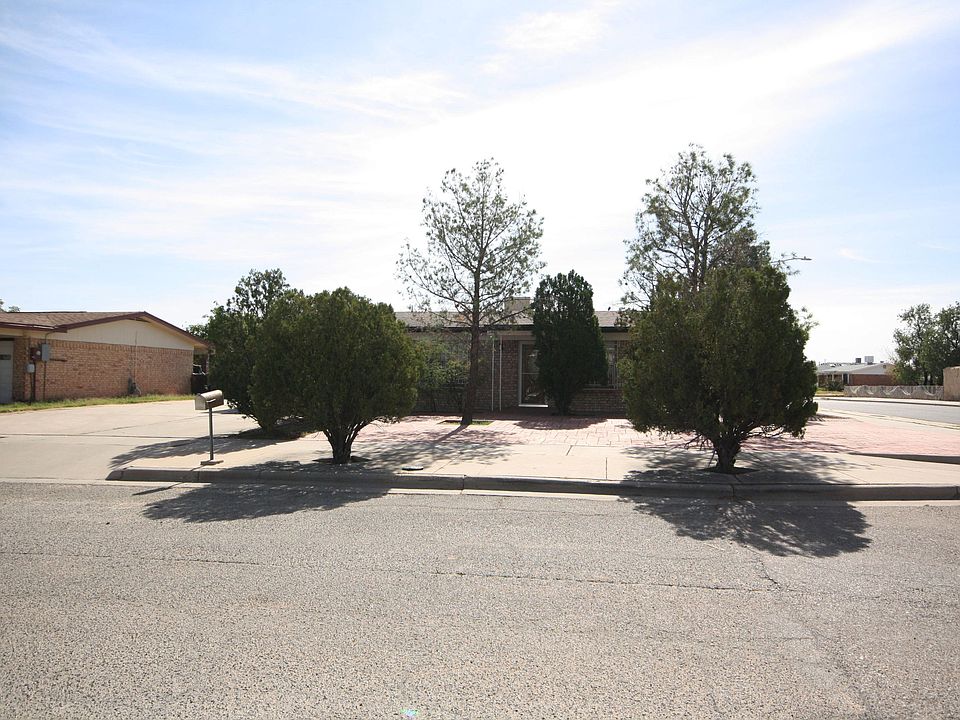 1st image of 818 Mont Blanc Dr