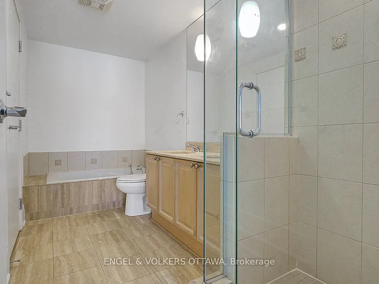 700 Sussex Dr N #403 — Photo 25