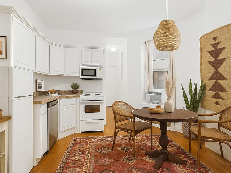 66 W 10th St #4 — Photo 1