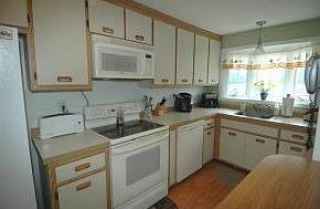 1st image of 921 Fox Hollow Dr