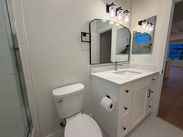 1140 N Buena Vista St #1142 — Photo 11