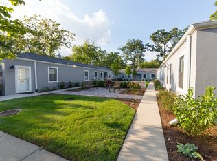 108 E Scranton Ave APT 1, Lake Bluff, IL