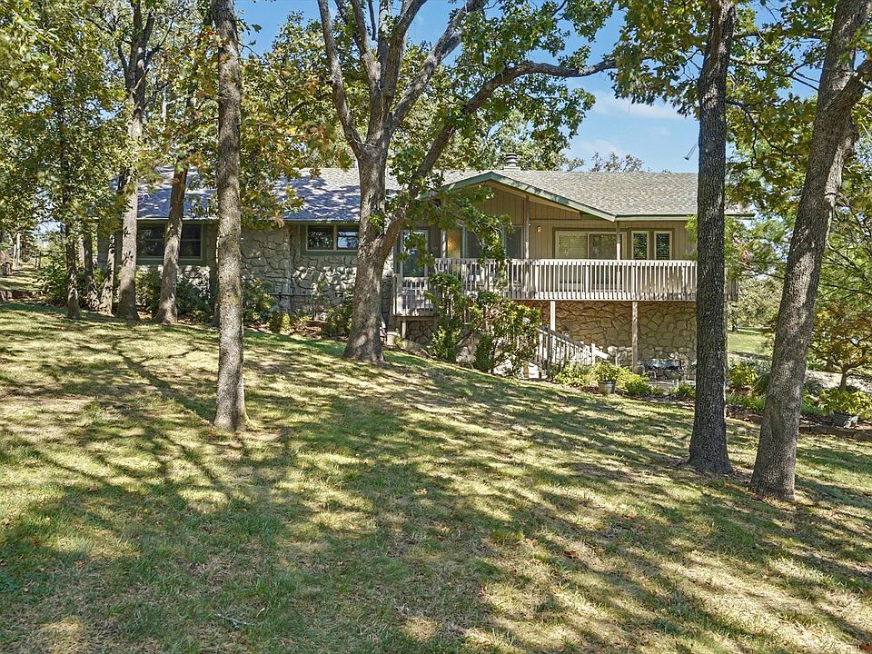 1st image of 200 Belle Ln