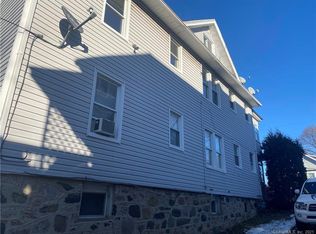 44 Culloden Rd #2, Stamford, CT 06902