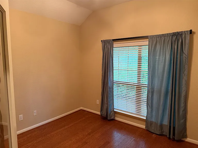 98 Black Swan Pl — Photo 5