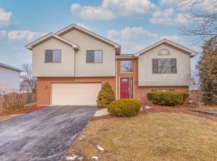 16536 W Montauk Dr, Lockport, IL 60441