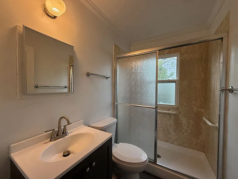 1091 N Oakcrest Ave — Photo 10