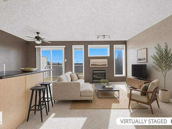 3rd image of 9047 Scott Cres NW