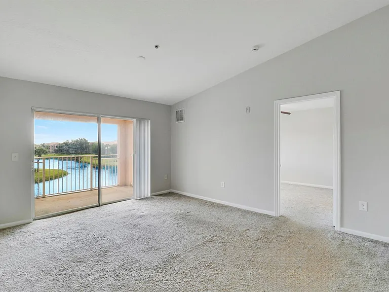 141 SW Palm Dr #306 — Photo 28