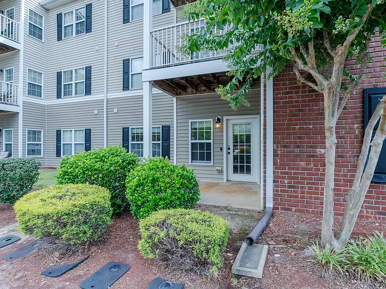 635 Marshtree Ln #105 — Photo 19