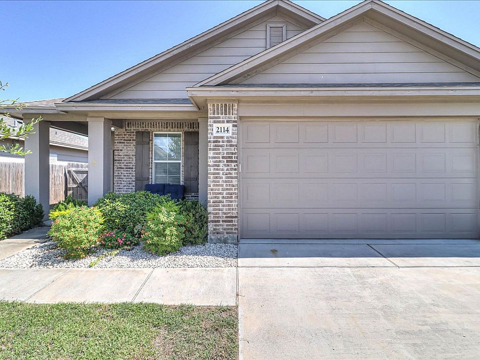 1st image of 2114 Oso Ln
