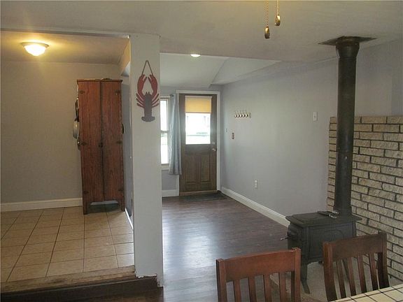 5th image of 97 Blanchard Ave