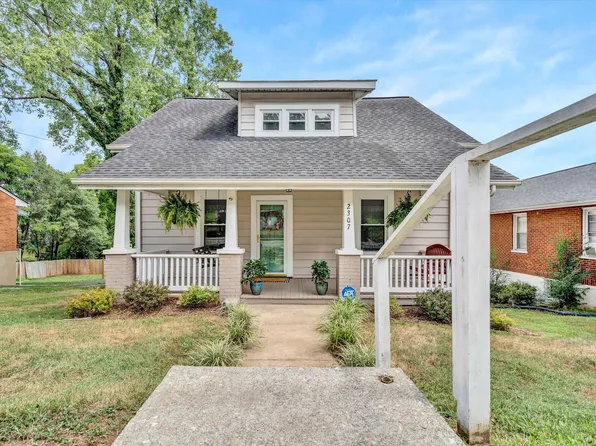 2307 King St NE, Roanoke, VA 24012
