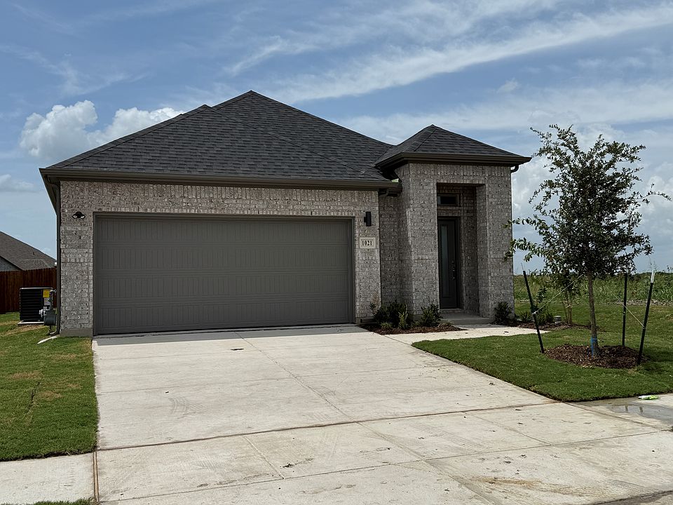 Brand new home waiting for you!
