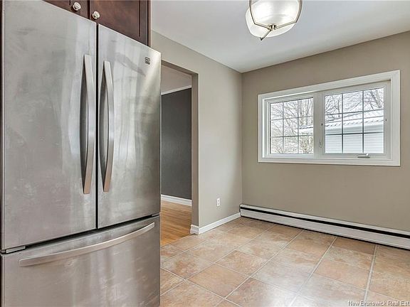 3rd image of 30 Killarney Rd