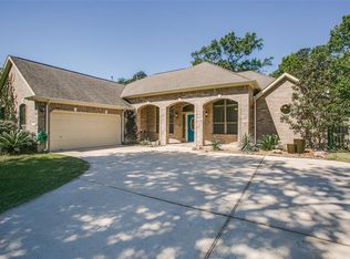 1015 Monarch Oak Dr, Magnolia, TX 77354