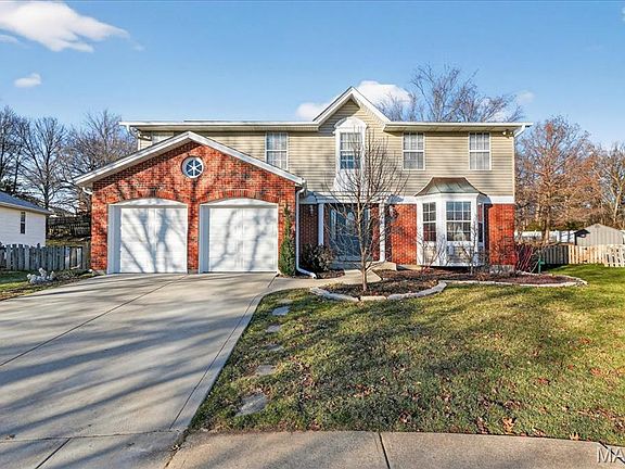 3rd image of 4910 Lowndes Dr